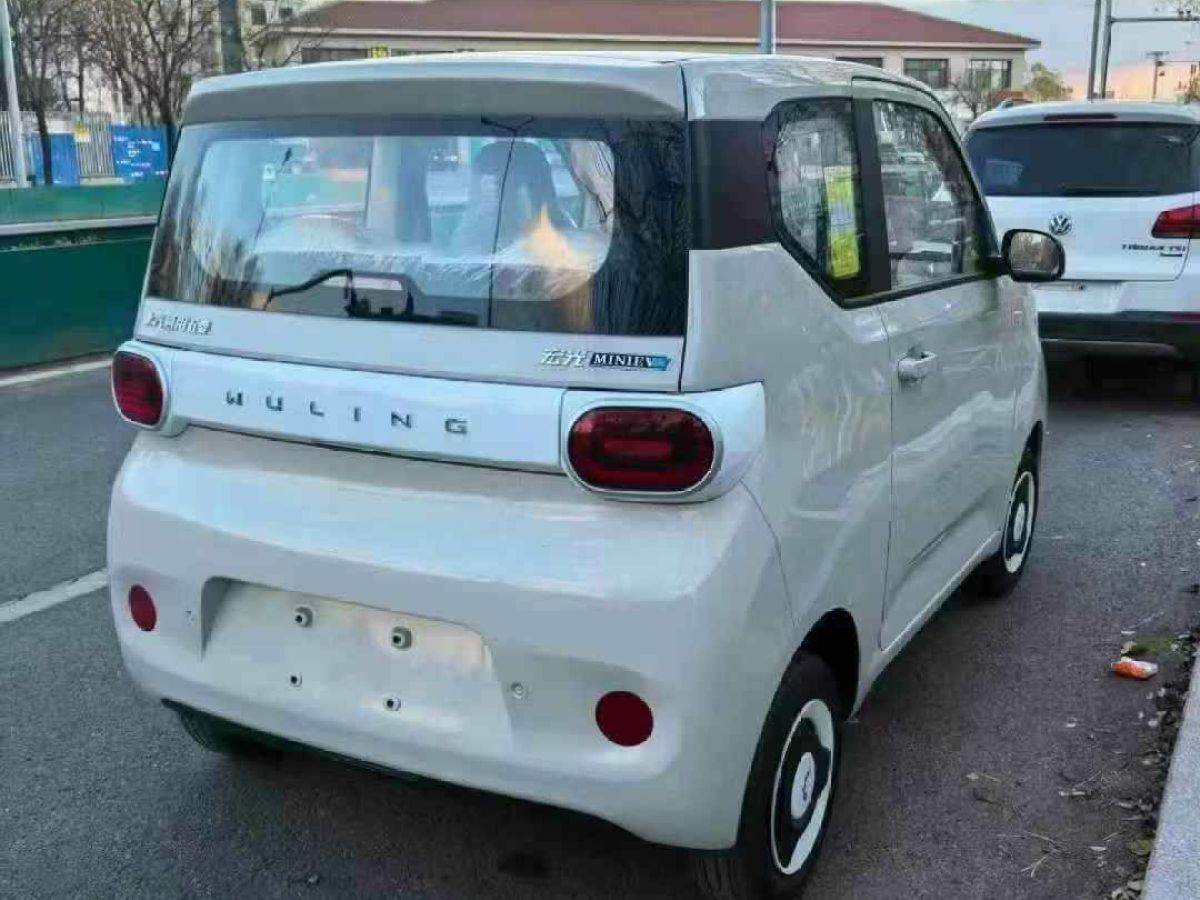 MINI MINI  2025款 1.5T COOPER 經(jīng)典派 五門(mén)版圖片