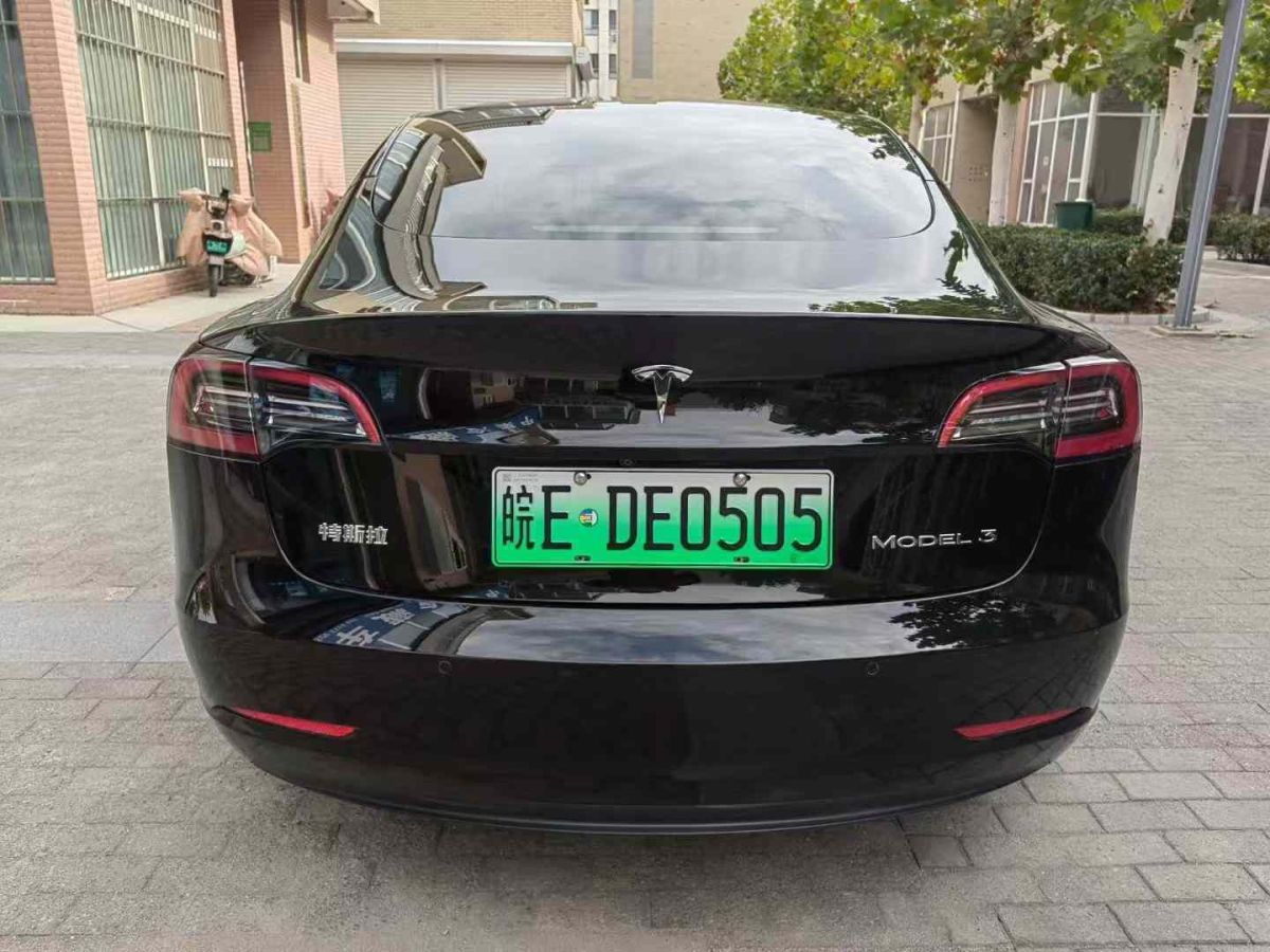 特斯拉 Model S  2021款 Plaid Plus 版圖片