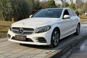 奔馳C級(jí) 奔馳 改款 C 260 L 運(yùn)動(dòng)版
