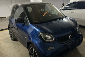 fortwo smart 1.0L 52千瓦硬頂激情版