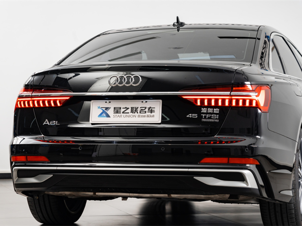 奧迪 奧迪A6L  2024款 45 TFSI quattro 臻選動感型圖片