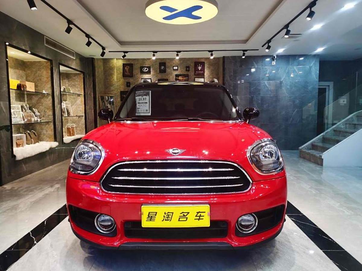 MINI COUNTRYMAN  2018款 1.5T COOPER 藝術(shù)家圖片