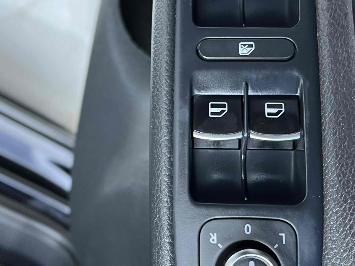 大眾 高爾夫GTI  2011款 2.0TSI GTI圖片