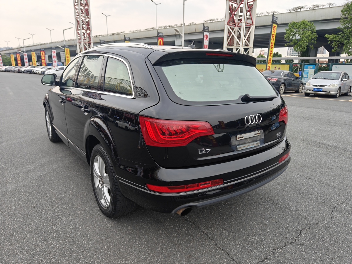 奧迪 奧迪Q7  2010款 3.6 FSI quattro 豪華型圖片