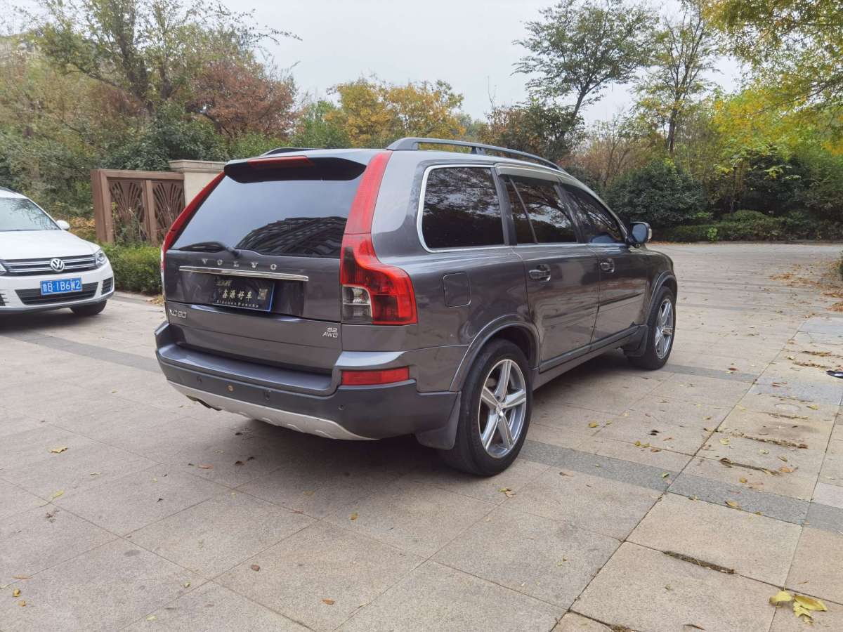 沃爾沃 XC90  2009款 3.2 AWD運(yùn)動(dòng)版圖片