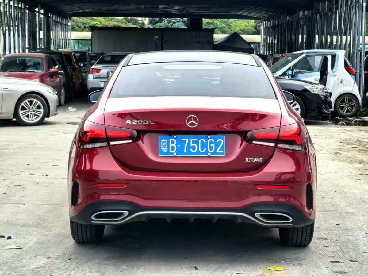 奔馳 威霆  2021款 2.0T 商務版 7座圖片