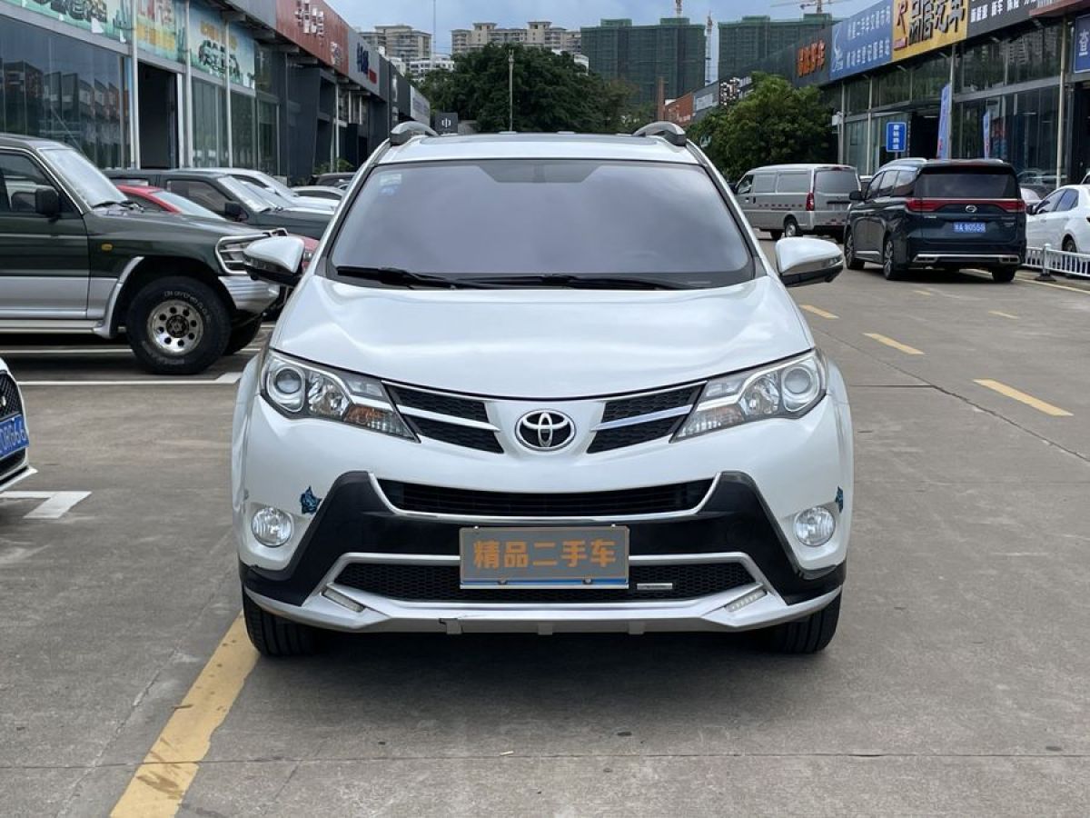 豐田 RAV4榮放  2015款 2.0L CVT兩驅(qū)風(fēng)尚版圖片