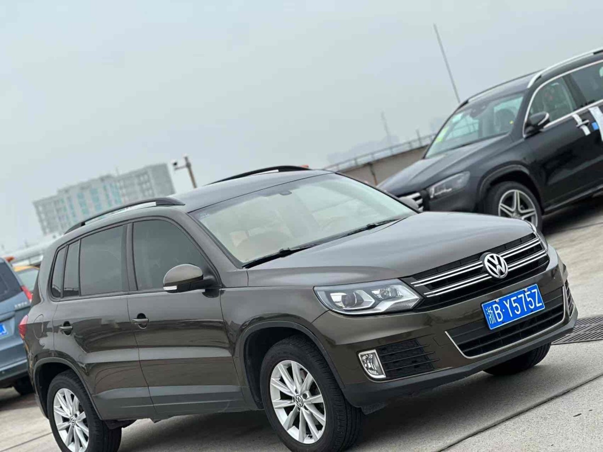 大眾 途觀  2015款 1.8TSI 自動(dòng)兩驅(qū)風(fēng)尚版圖片