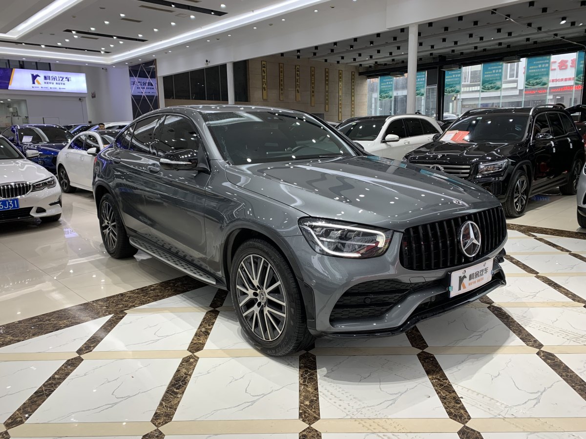 奔馳 奔馳GLC  2022款 改款 GLC 300 4MATIC 轎跑SUV圖片