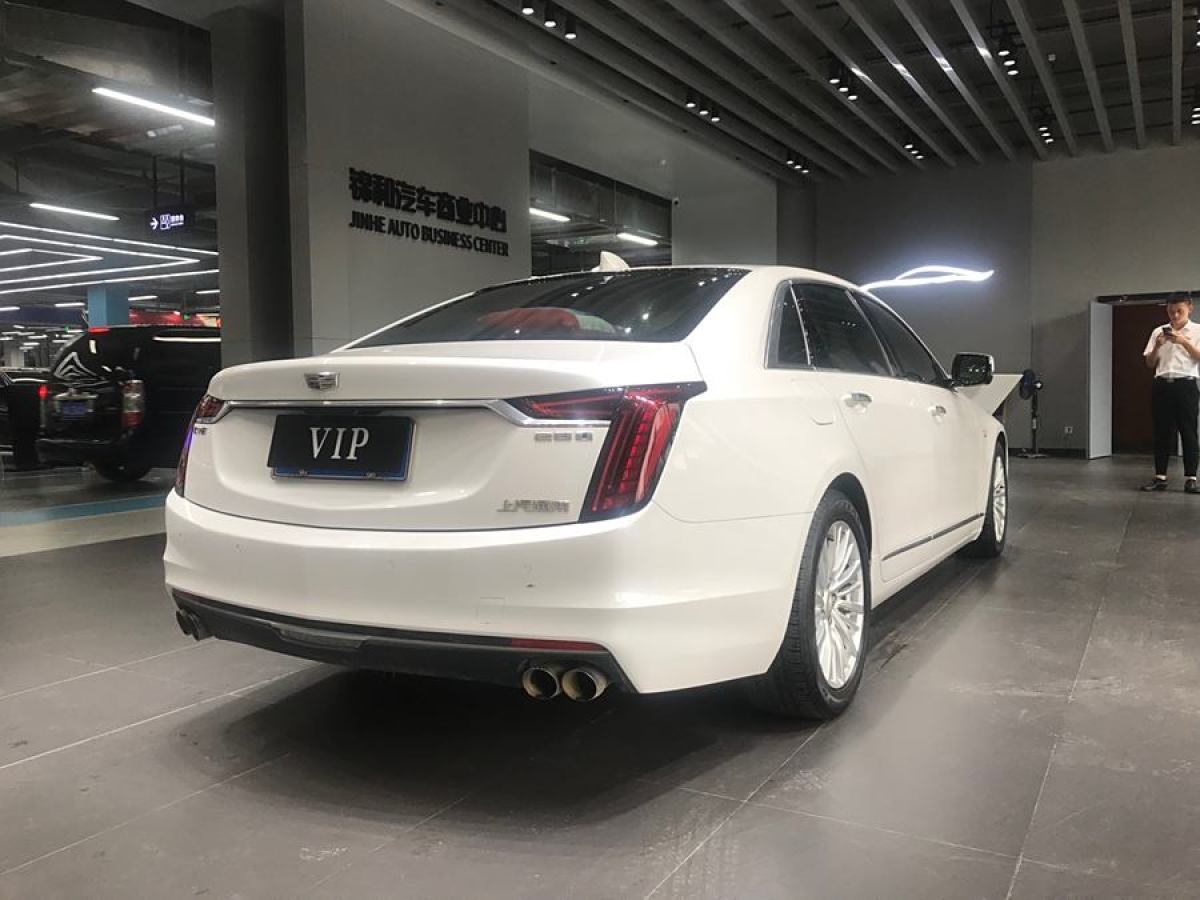 凱迪拉克 CT6  2020款 改款 28T 時(shí)尚型圖片