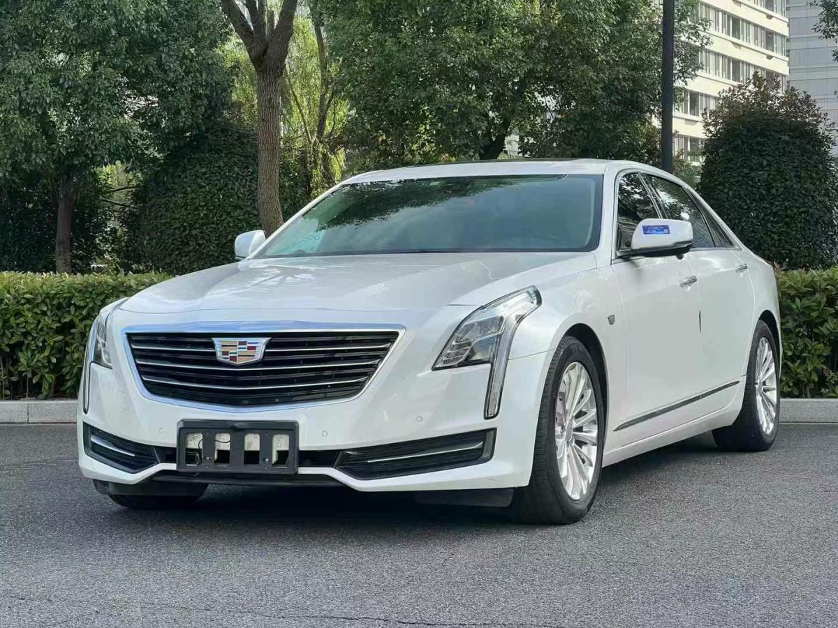 凱迪拉克 CT6  2016款 28T 時(shí)尚型圖片