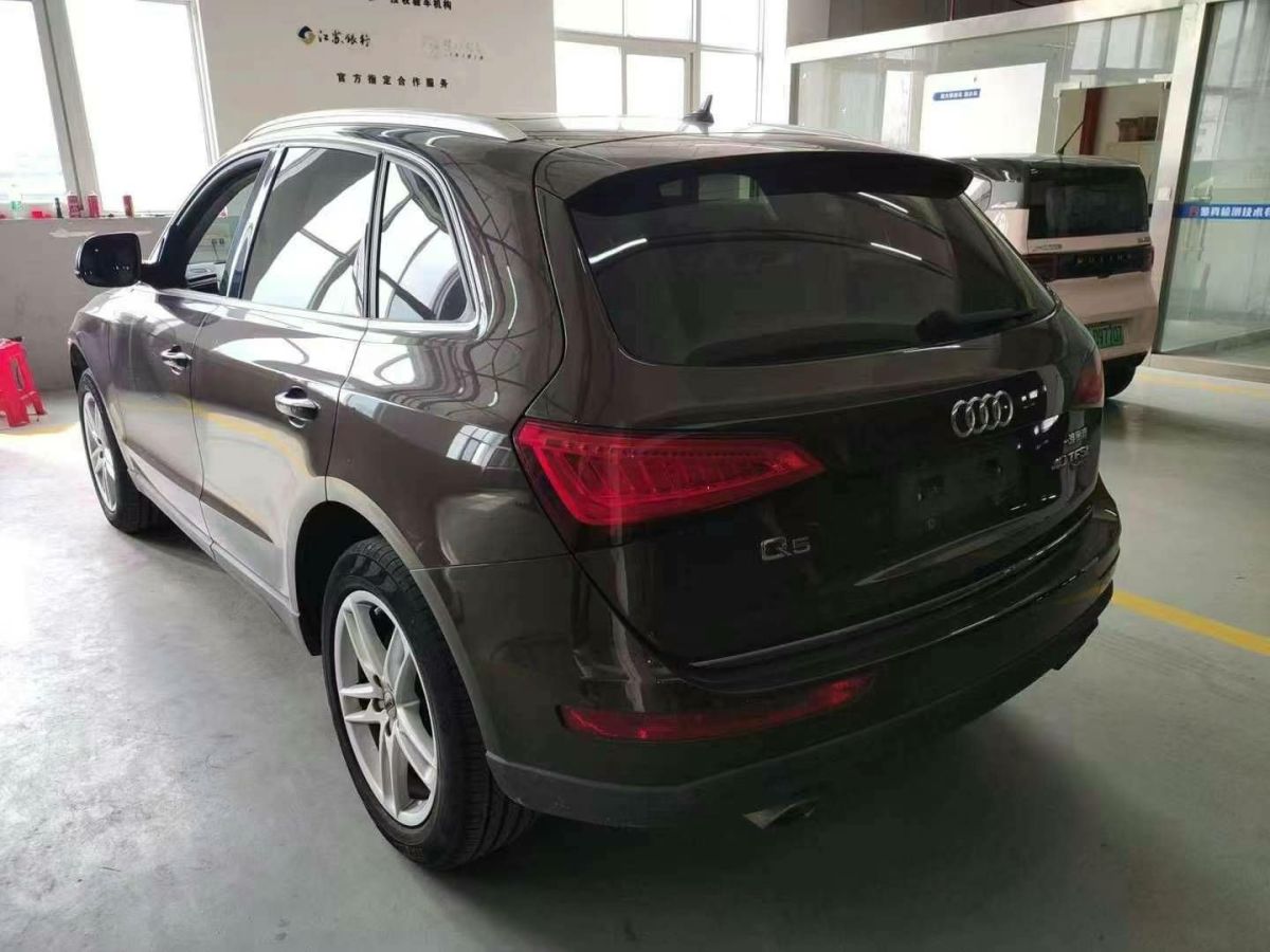 奧迪 奧迪Q5  2017款 Q5 2.0T FSI Premium Plus 美規(guī)版圖片