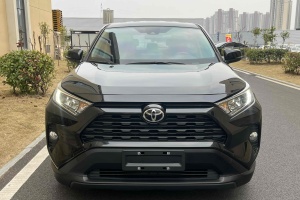 RAV4 豐田 榮放 2.0L CVT兩驅(qū)都市版