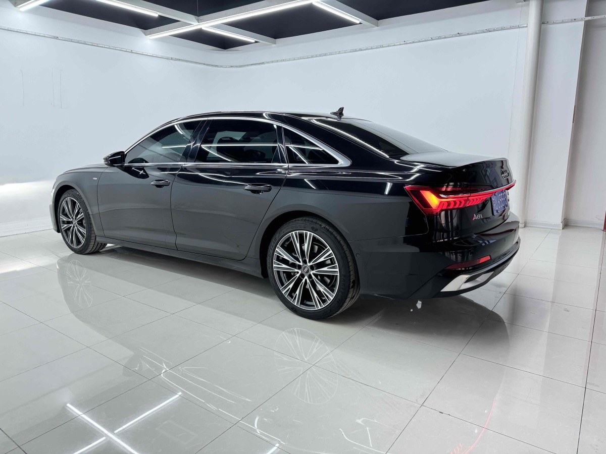 奧迪 奧迪A6L  2024款 45 TFSI 臻選動感型圖片