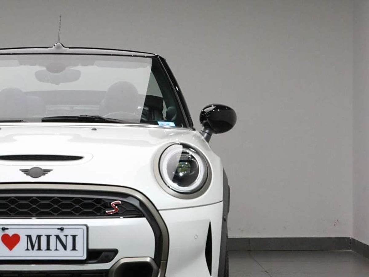 MINI MINI  2023款 2.0T COOPER S CABRIO 國(guó)王十字特別版圖片