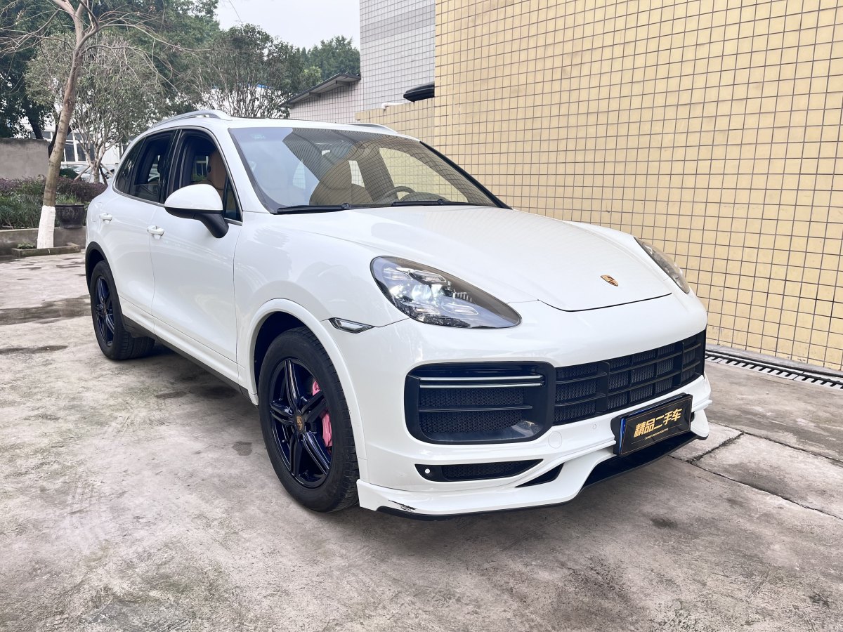 保時(shí)捷 Cayenne  2014款 Cayenne Platinum Edition 3.0T圖片