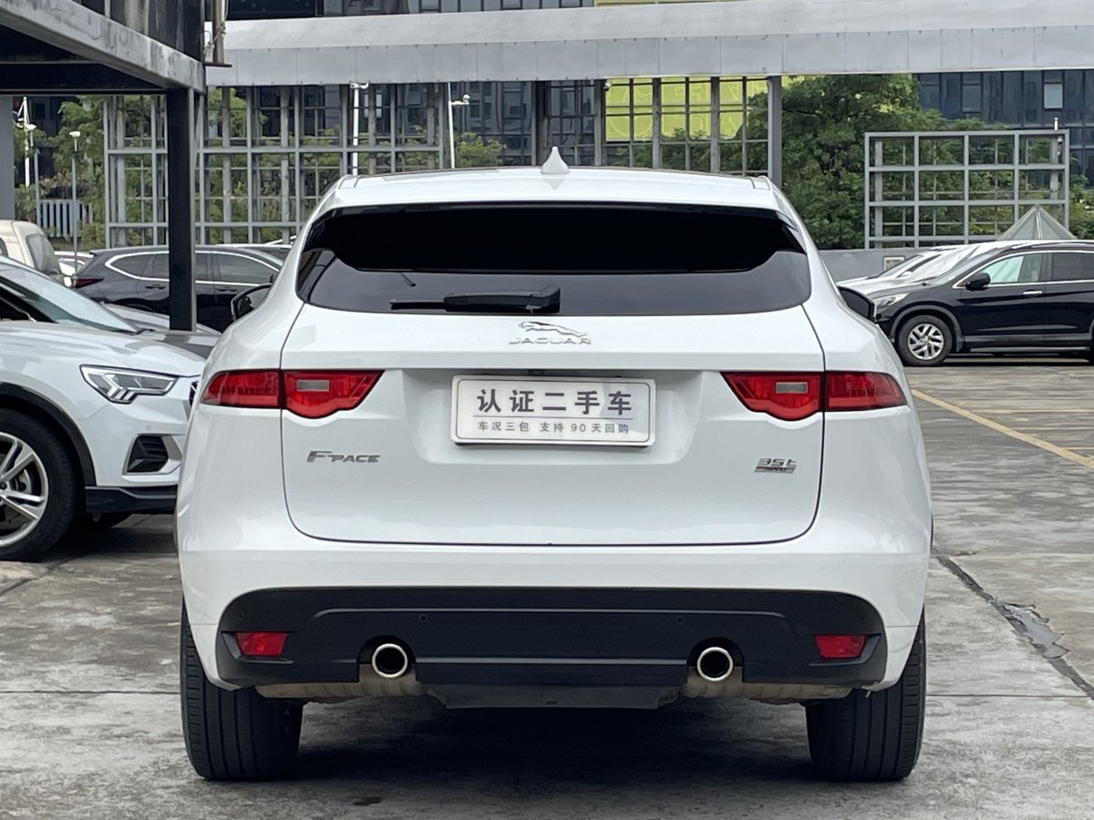 2018年1月捷豹 F-PACE  2018款 3.0 SC 四驅(qū)R-Sport運動版