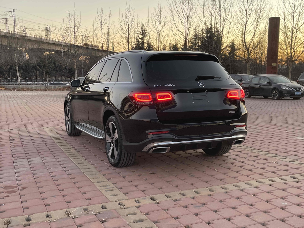 奔馳 奔馳GLC  2022款 改款三 GLC 300 L 4MATIC 豪華型圖片