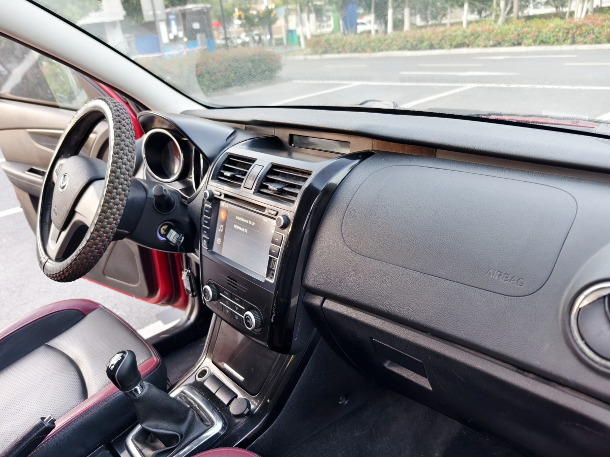 北汽幻速 S3  2015款 1.5L 豪華型 國(guó)V圖片