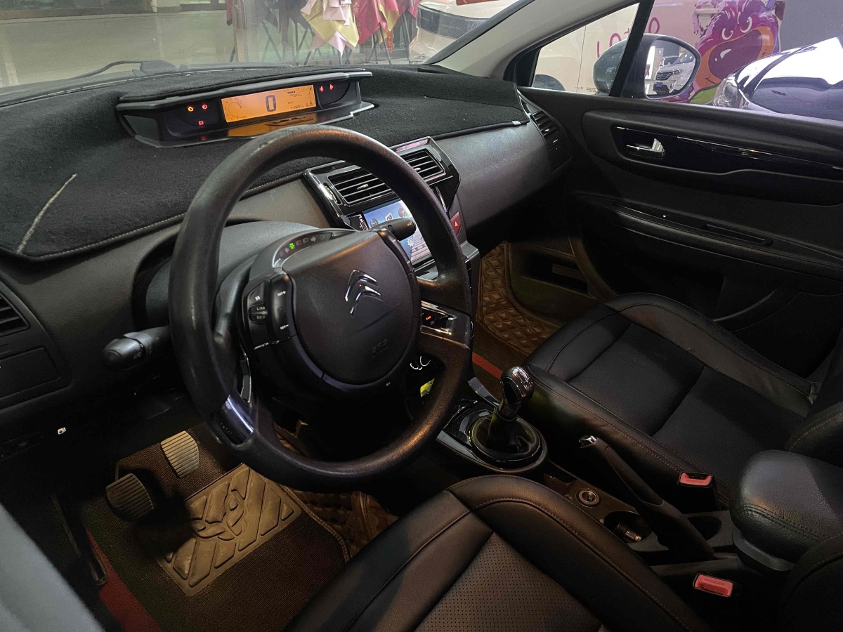 雪鐵龍 世嘉  2013款 1.6L 手動品尚型CNG圖片