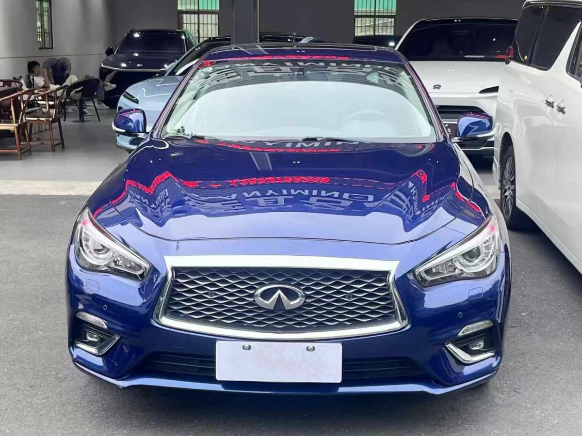 英菲尼迪 Q50L  2018款  2.0T 舒適版 國(guó)VI圖片