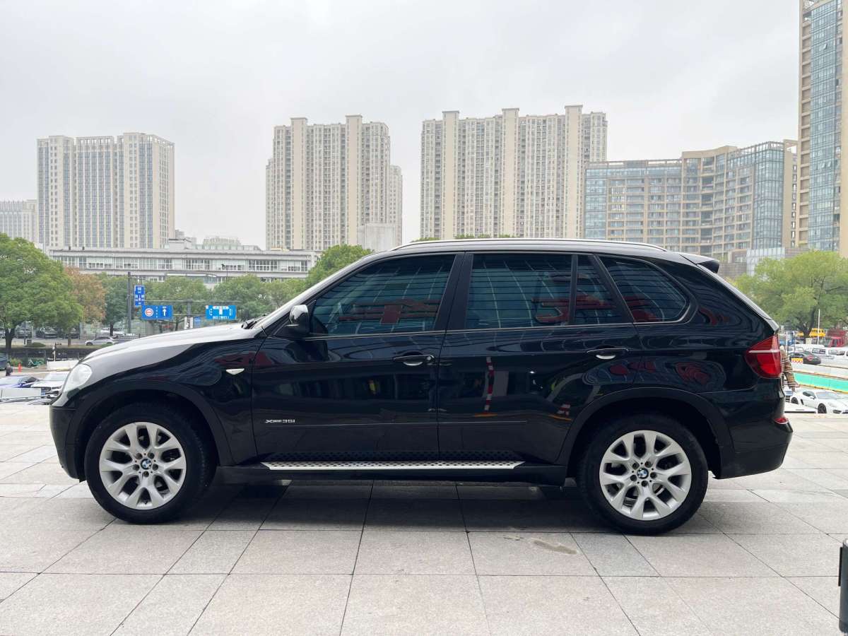 寶馬 寶馬X5  2011款 xDrive35i 領(lǐng)先型圖片