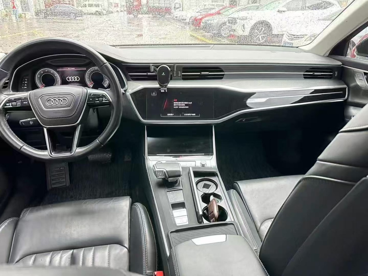 奧迪 奧迪A6L  2023款 45 TFSI 臻選動(dòng)感型圖片
