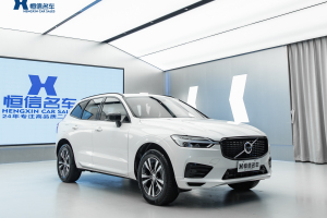 XC60 沃尔沃 T5 四驱智逸运动版