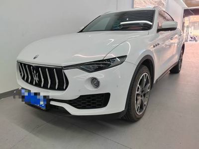 2020年7月 瑪莎拉蒂 Levante 3.0T 350Hp 標(biāo)準(zhǔn)版 國VI圖片