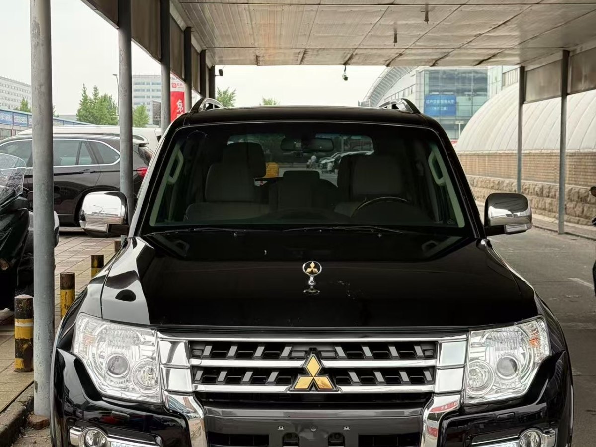 三菱 帕杰羅  2007款 3.8 五門GLS 旗艦天窗版圖片