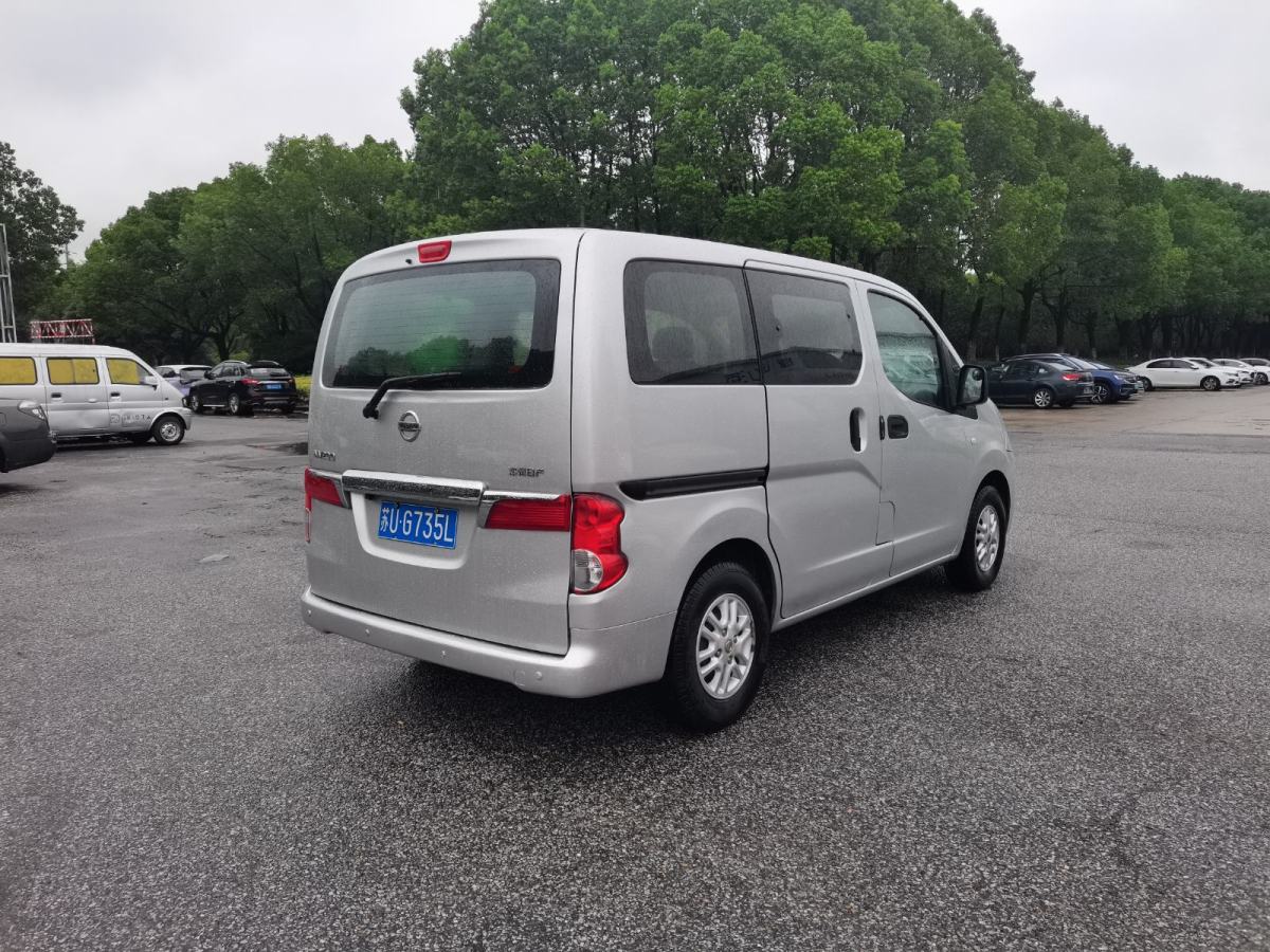 日产 NV200  2010款 1.6L 豪华型图片