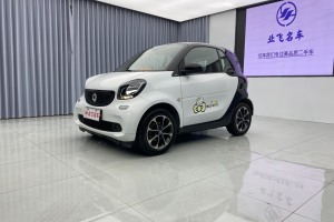 fortwo smart 1.0L 52千瓦硬頂激情版