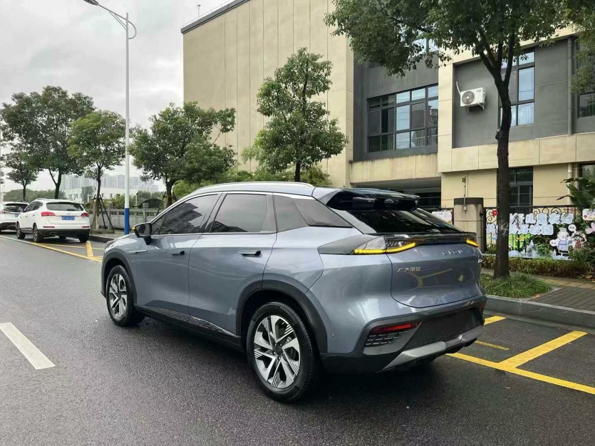 奔馳 奔馳GLC  2023款 GLC 300 4MATIC 轎跑SUV圖片