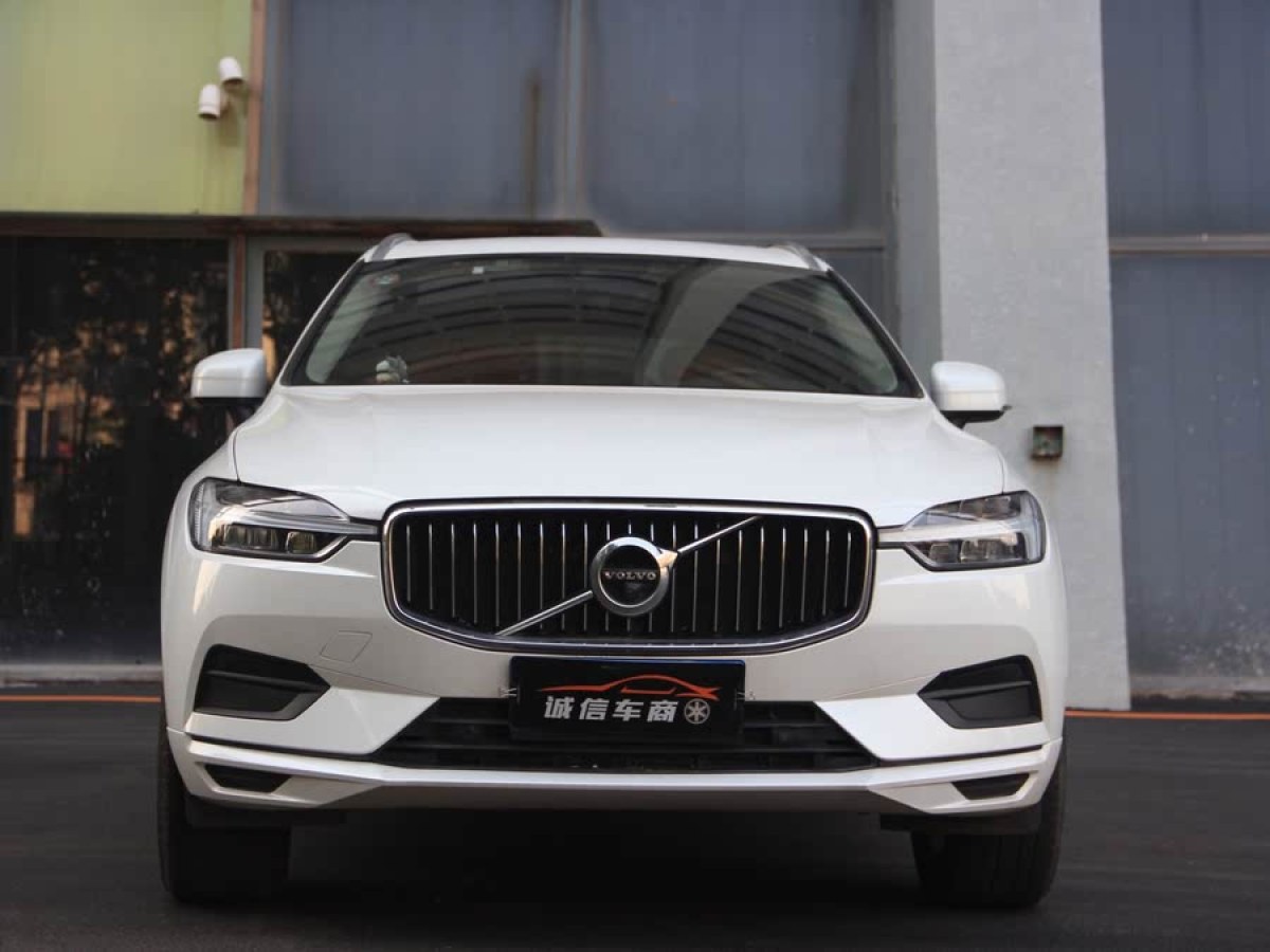 沃爾沃 XC60  2019款  T5 四驅(qū)智遠(yuǎn)版 國(guó)VI圖片