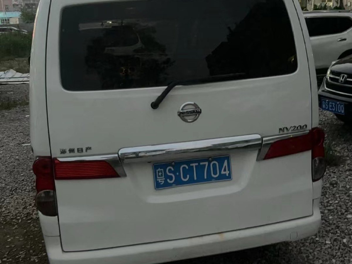 日產(chǎn) NV200  2012款 1.6L 232座 尊雅型圖片