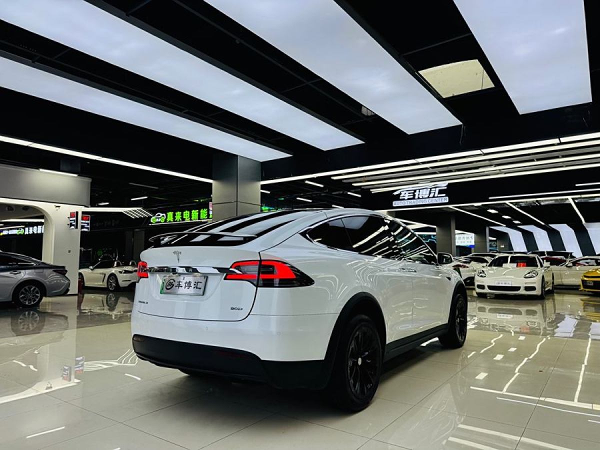 特斯拉 Model X  2016款 Model X 90D圖片