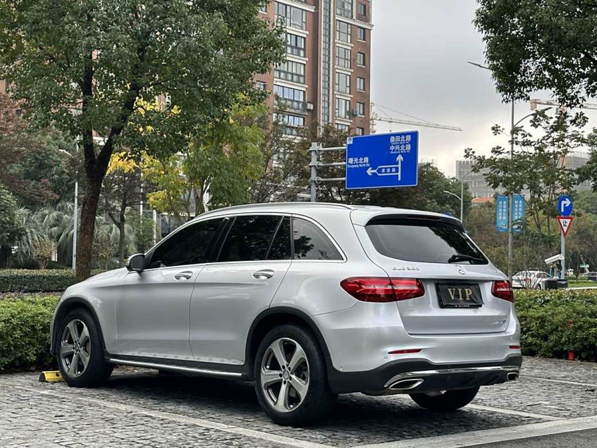 奔馳 奔馳GLC  2017款 GLC 300 4MATIC 動(dòng)感型圖片