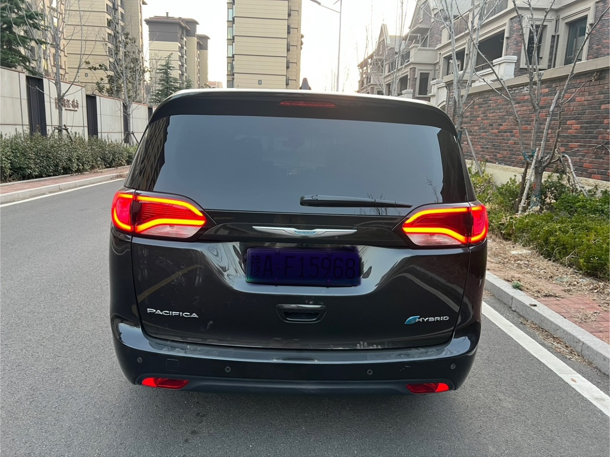 克萊斯勒 大捷龍PHEV  2018款 3.6L 插電混動(dòng)版圖片