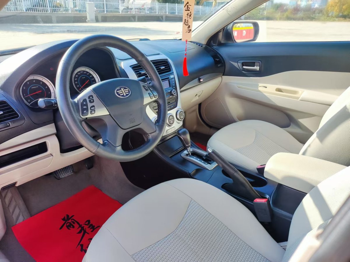 奔騰 B50  2012款 1.6L 手動天窗型圖片