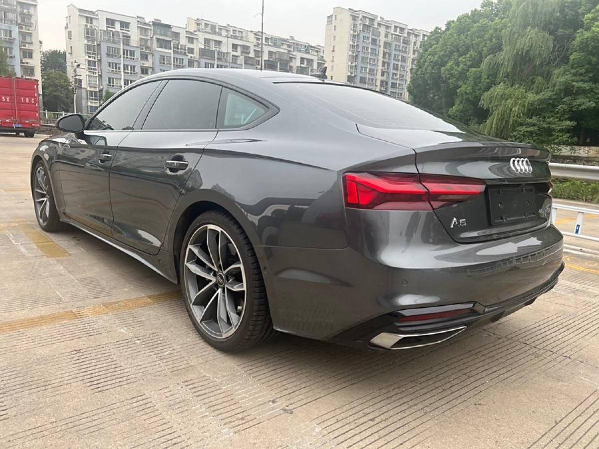 奧迪 奧迪A5  2023款 Sportback 45 TFSI quattro 臻選動(dòng)感型圖片