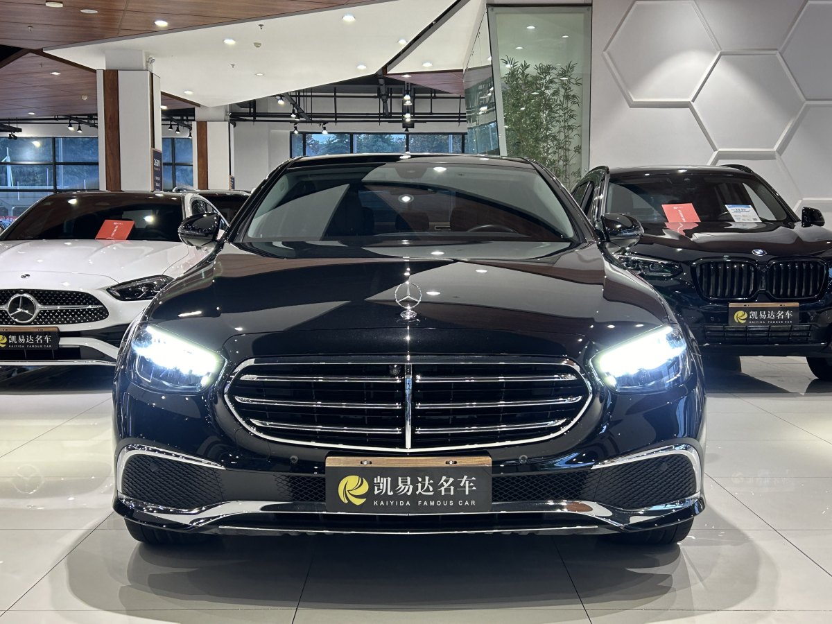 奔馳 奔馳E級  2021款 改款 E 300 L 時尚型圖片