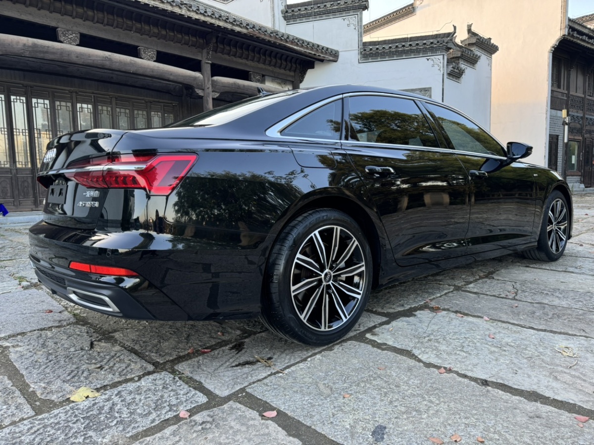 2022年4月奧迪 奧迪A6L  2022款 45 TFSI 臻選動感型