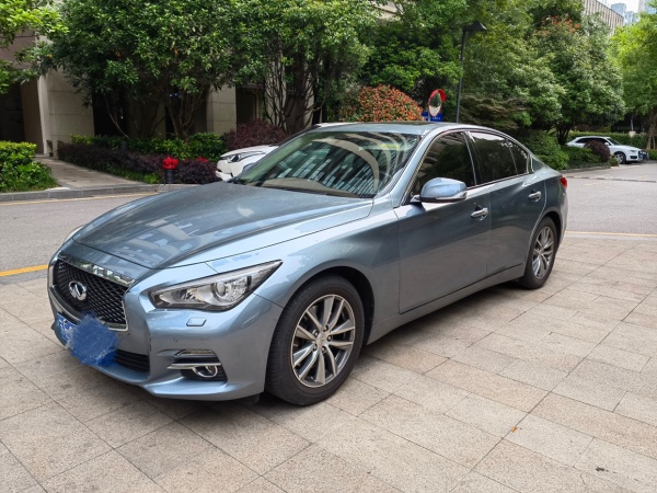 英菲尼迪 Q50  2014款 2.0T 豪华版