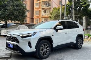 RAV4荣放 丰田 2.0L CVT两驱20周年铂金纪念版