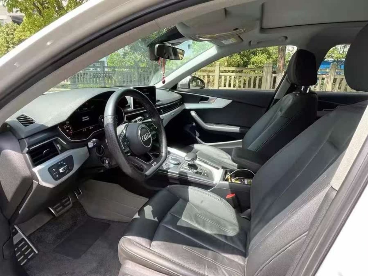 奧迪 奧迪A4  2017款 45 TFSI allroad quattro 時尚型圖片
