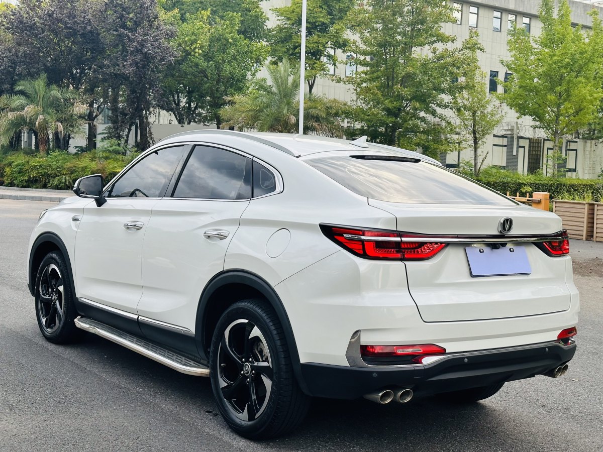 2020年7月長(zhǎng)安 CS85 COUPE  2019款  2.0T 動(dòng)版 國(guó)VI