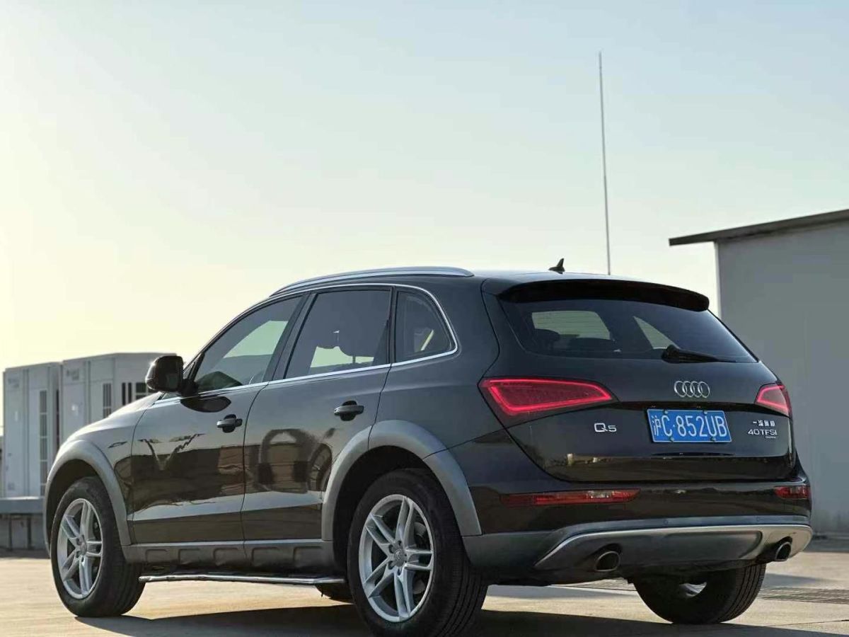 奧迪 奧迪Q5  2013款 Q5 3.0TFSI 45TFSI Quattro 運(yùn)動(dòng)型圖片