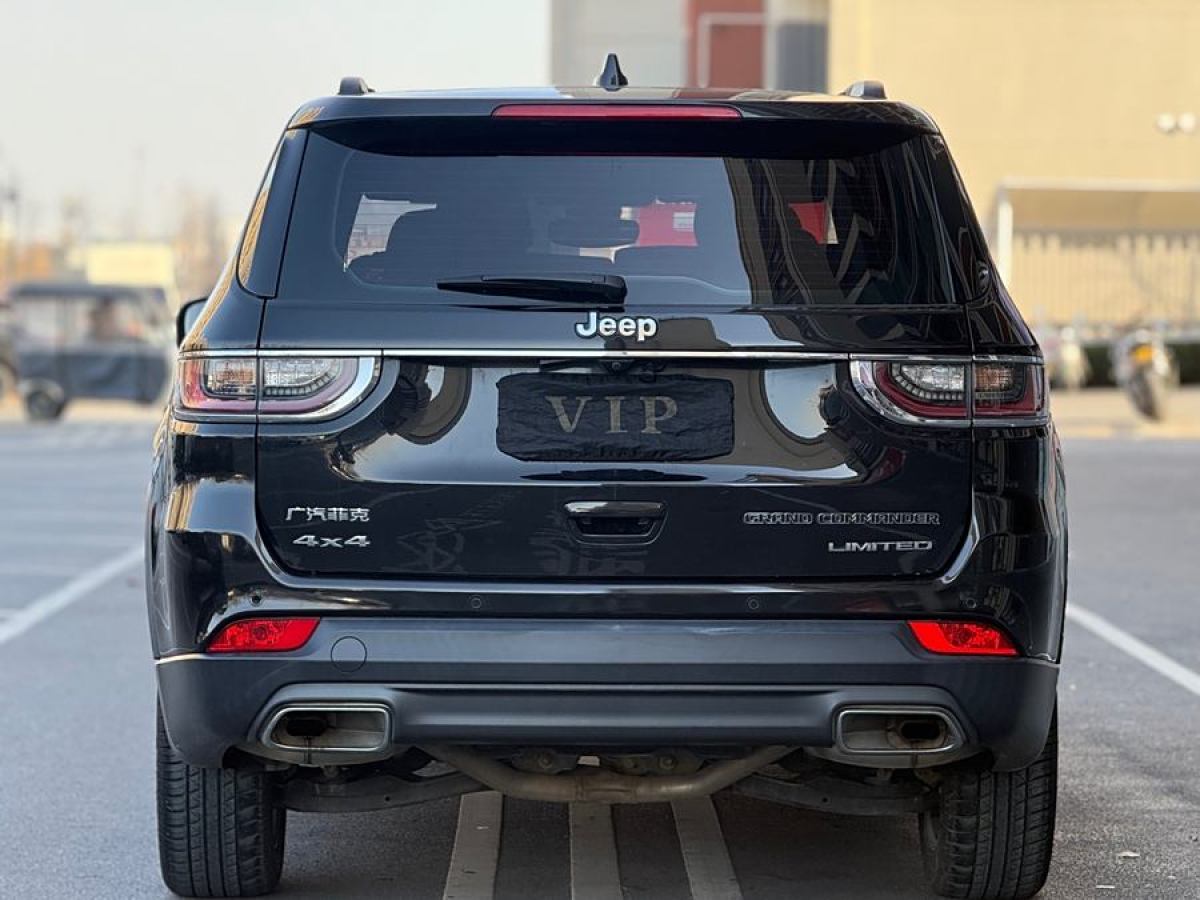 Jeep 大指揮官  2018款 2.0T 四驅(qū)尊享版圖片