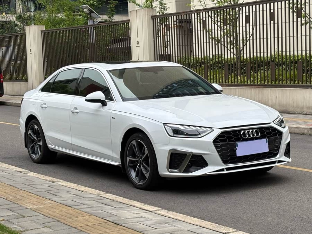 奧迪 奧迪A4L  2022款 40 TFSI 時尚動感型圖片