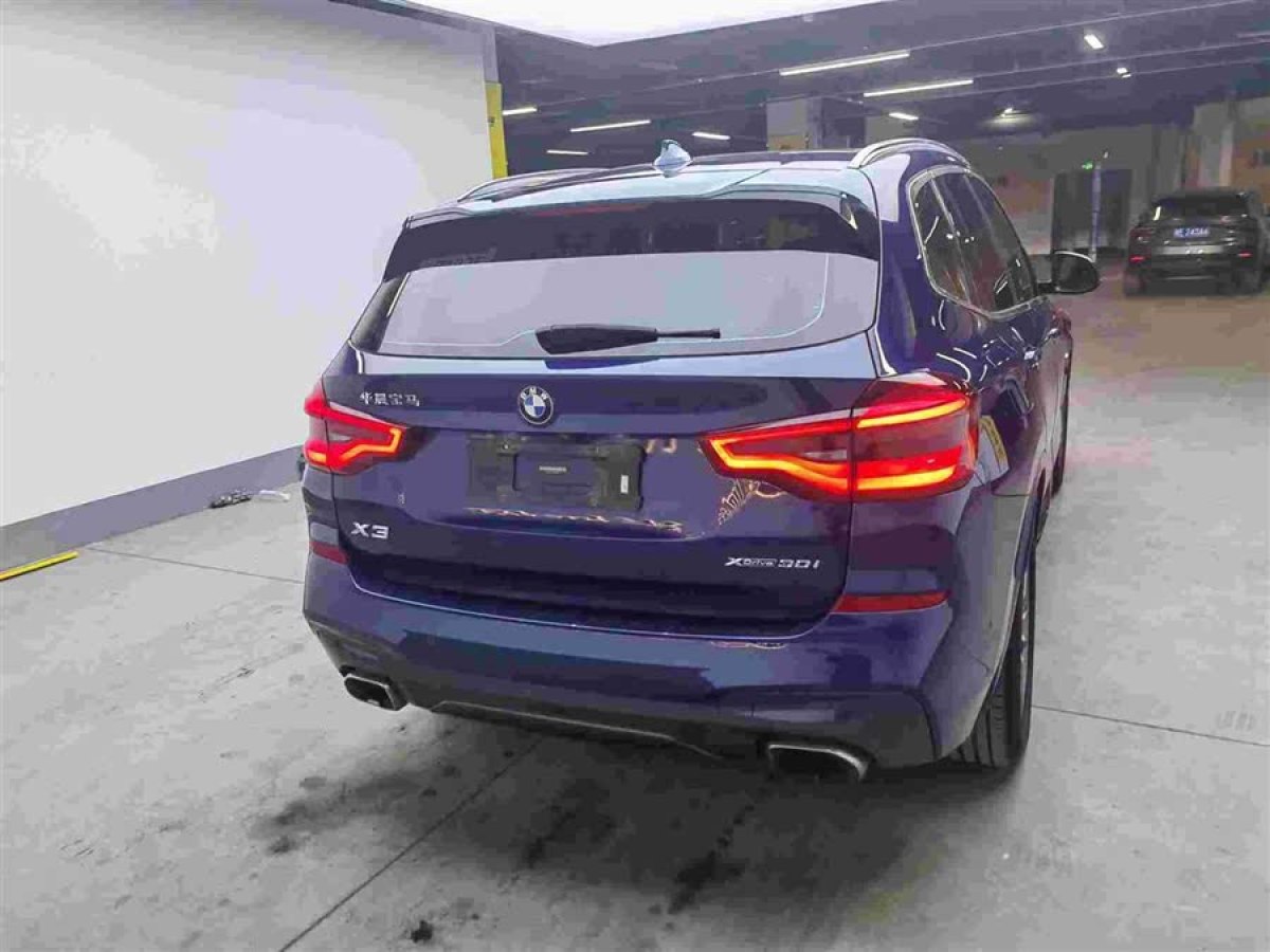 寶馬 寶馬X3  2018款 xDrive30i 領(lǐng)先型 M運(yùn)動(dòng)套裝 國(guó)V圖片